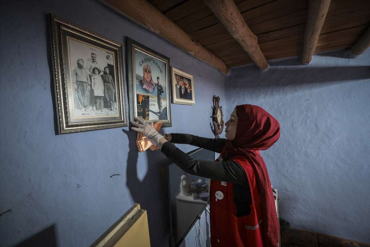 Konya’da engelli kız ve babasına yürek ısıtan dokunuş 9